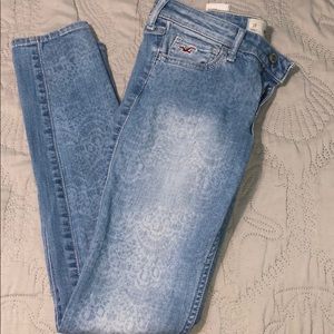 Women’s skinny faded print jeans